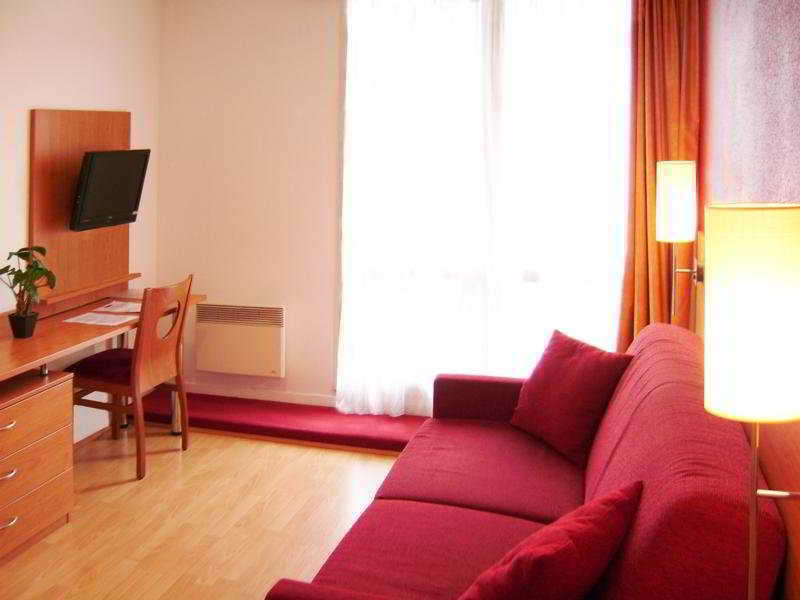 Sejours & Affaires Orleans Jeanne D'Arc Lejlighedshotel Eksteriør billede