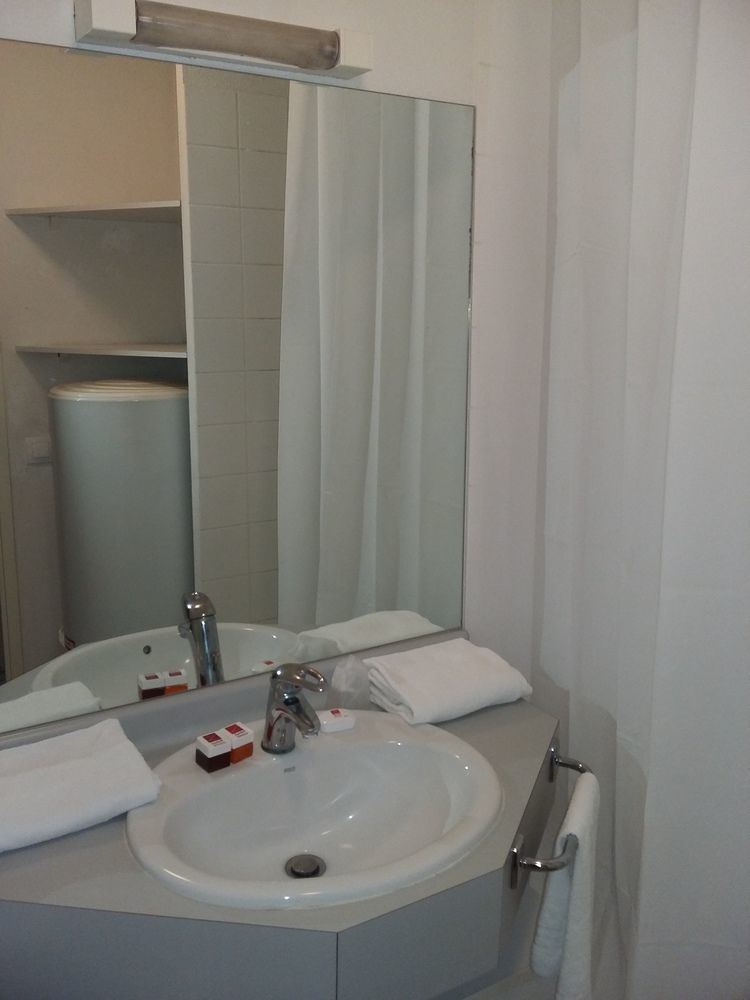 Sejours & Affaires Orleans Jeanne D'Arc Lejlighedshotel Eksteriør billede